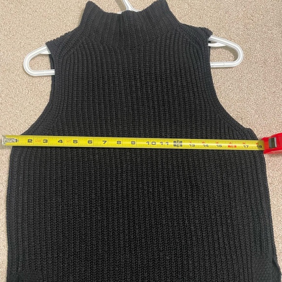 Alfred Sung sweater vest - Picture 4 of 5